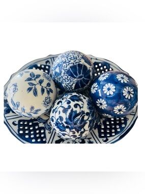 Blue & White Chinoiserie Porcelain Decorative Balls Set Floral Decor 10"